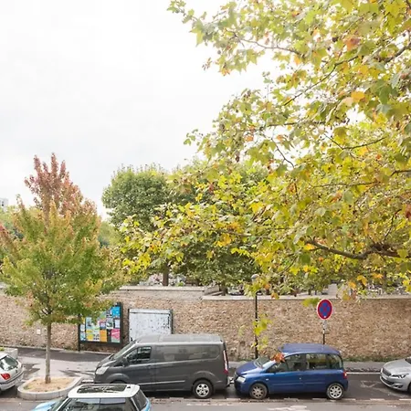 Bright Close To The Seine River *